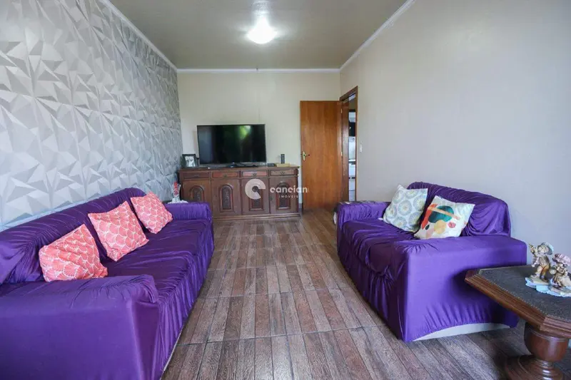 Casa à venda no Juscelino Kubitschek: 
