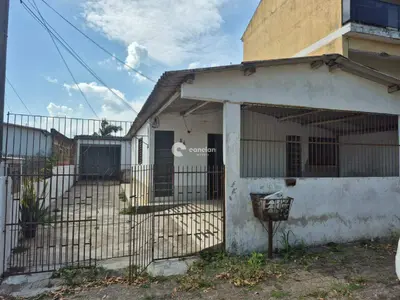 Casa à venda no Tancredo Neves: 