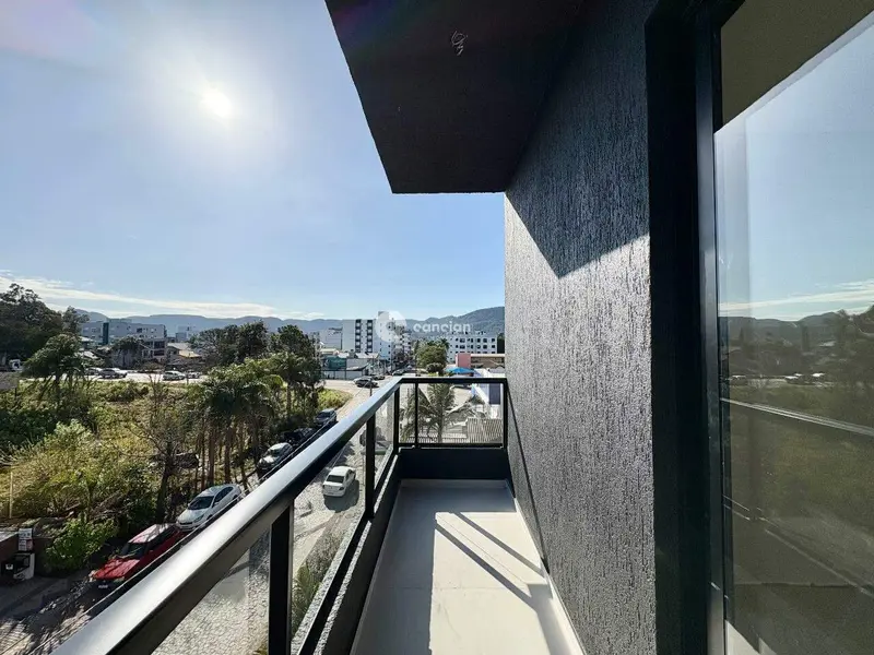 Apartamento à venda no Camobi:
