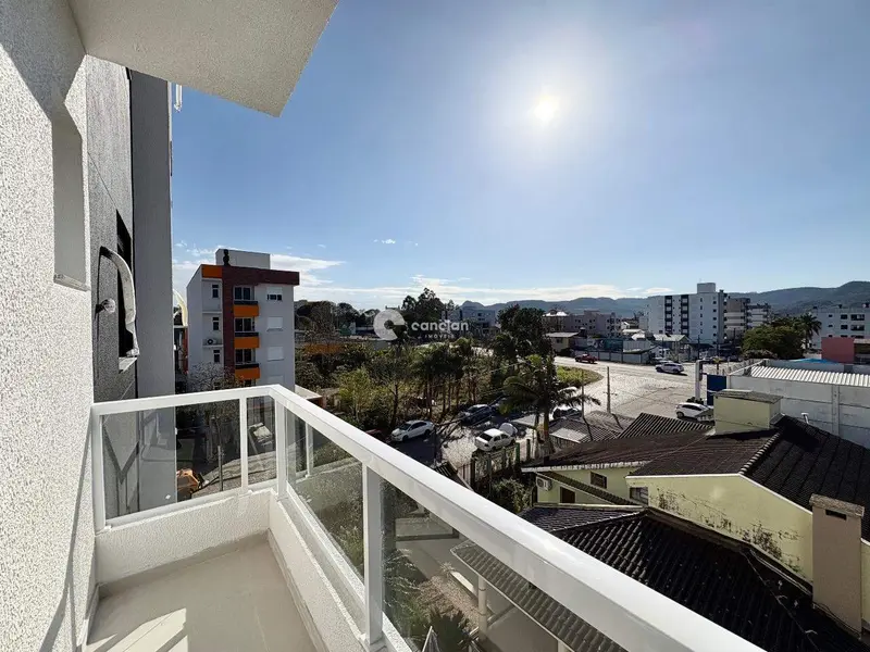 Apartamento à venda no Camobi: 