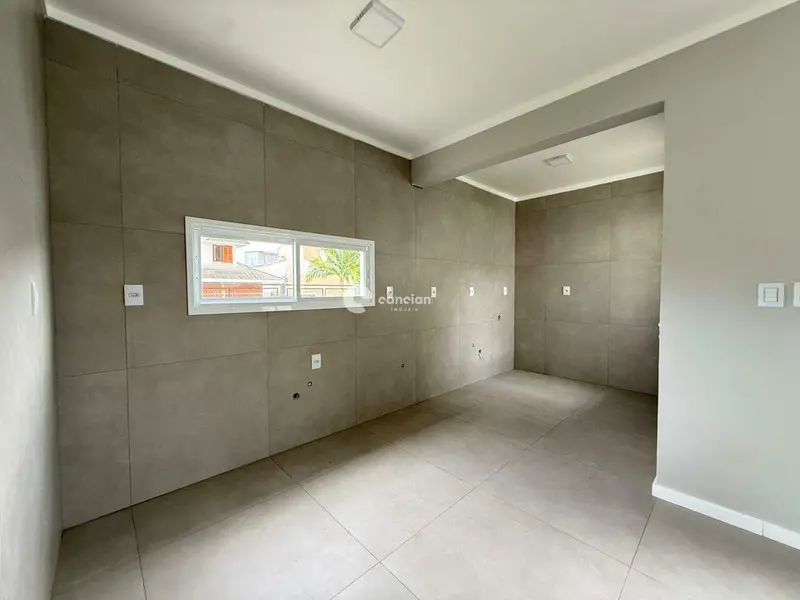 Casa à venda no Tomazetti: 