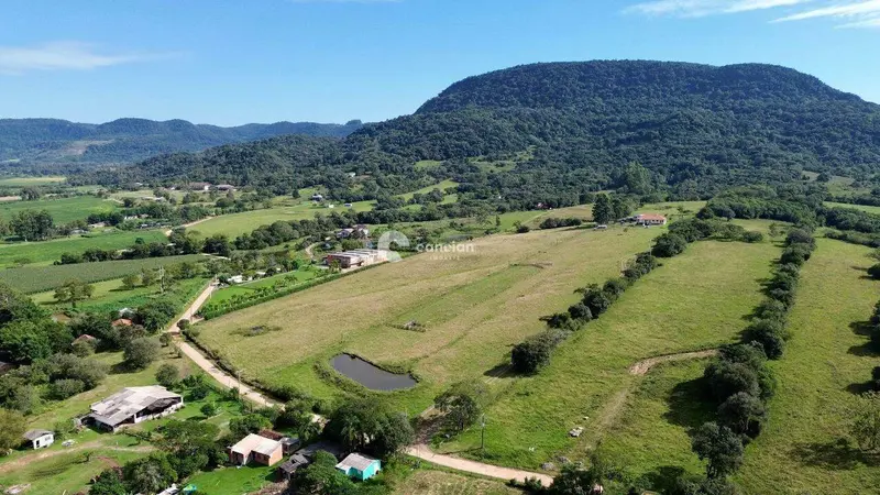 Área Rural à venda no Camobi: 