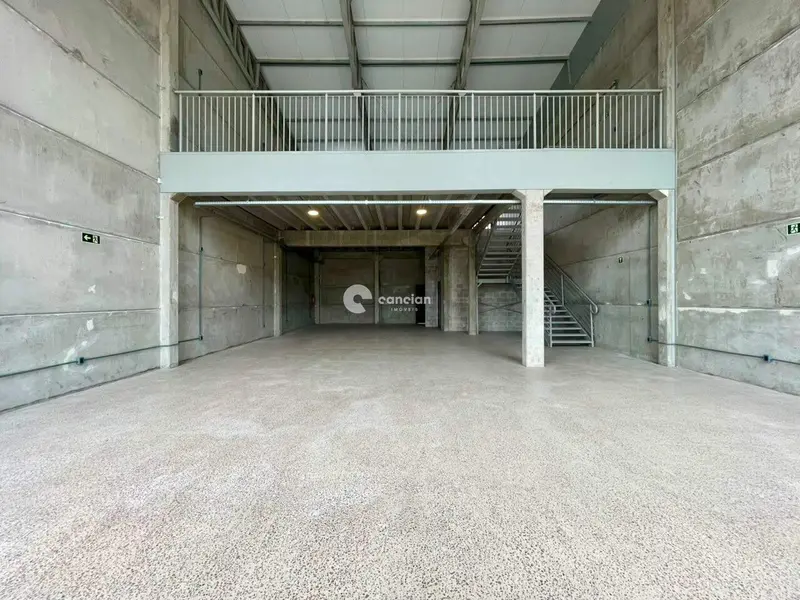 Pavilhão para aluguel no Juscelino Kubitschek: 