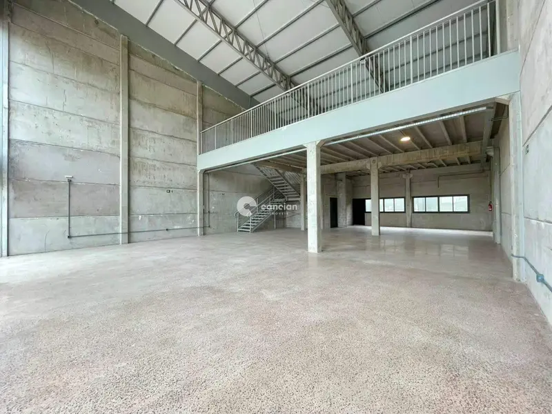 Pavilhão para aluguel no Juscelino Kubitschek: 