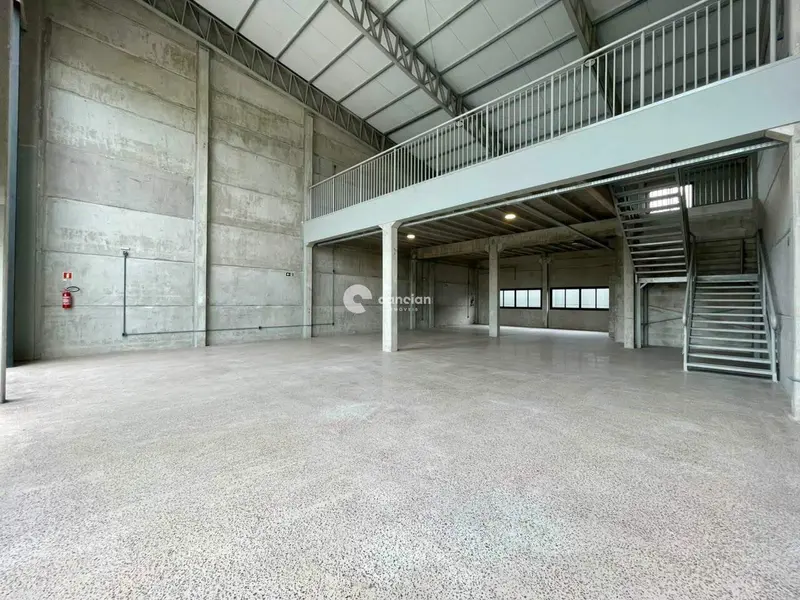 Pavilhão para aluguel no Juscelino Kubitschek: 