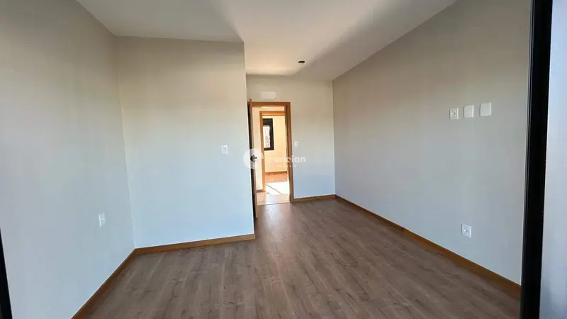 Casa à venda no Novo Horizonte: 