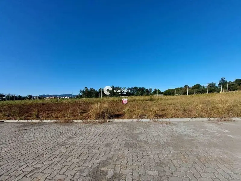 Terreno à venda no Camobi: