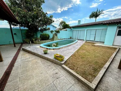 Casa à venda no Camobi: 
