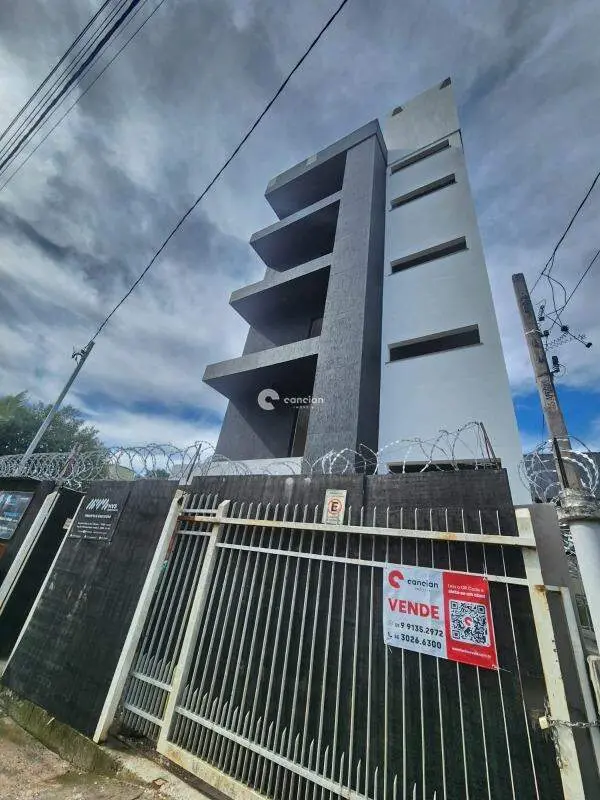 Apartamento à venda no Camobi: 