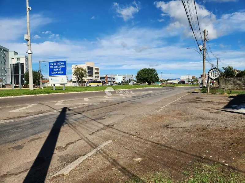Terreno à venda no Camobi: