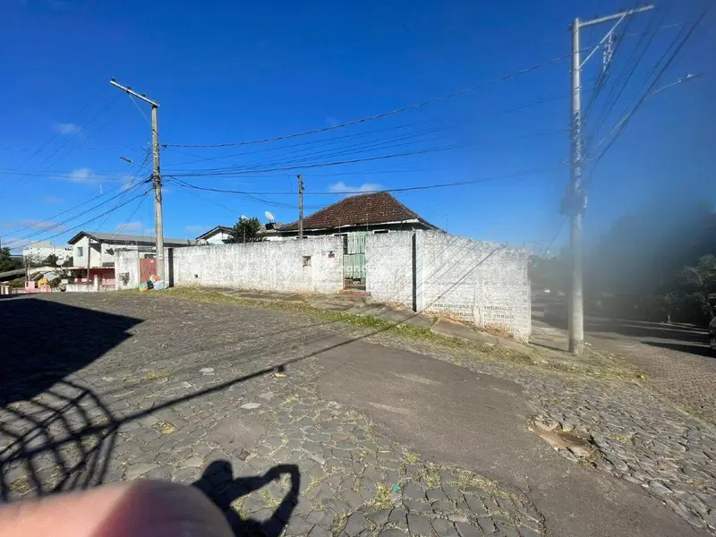 Terreno à venda no Menino Jesus: 