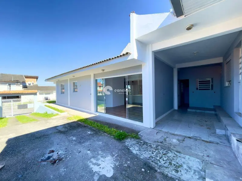 Casa à venda no Camobi: 