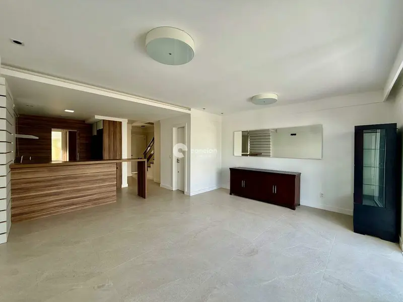 Casa de Condomínio à venda no São José: 