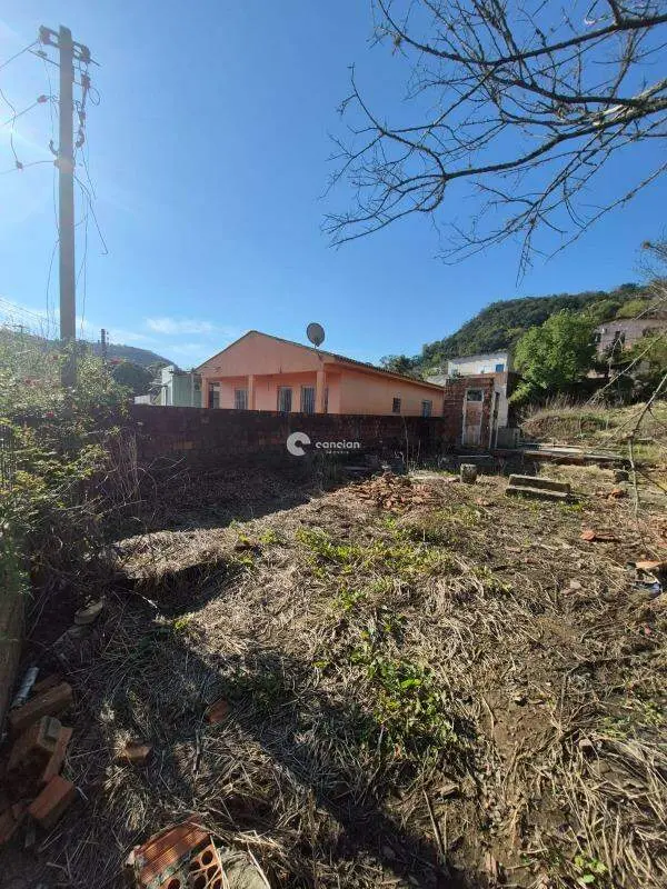 Terreno à venda no Menino Jesus: 