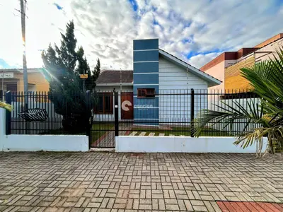 Casa à venda no Pinheiro Machado: 