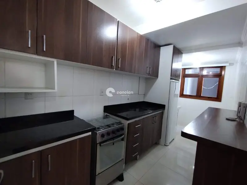 Apartamento à venda no Camobi: Cozinha