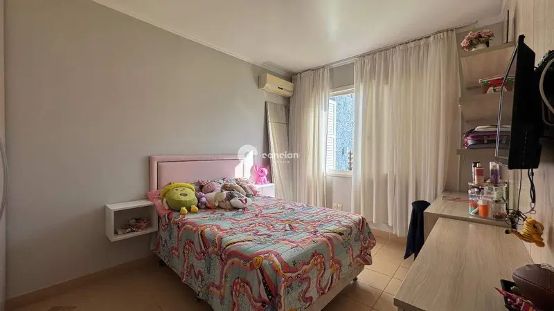 Casa à venda no Camobi: 