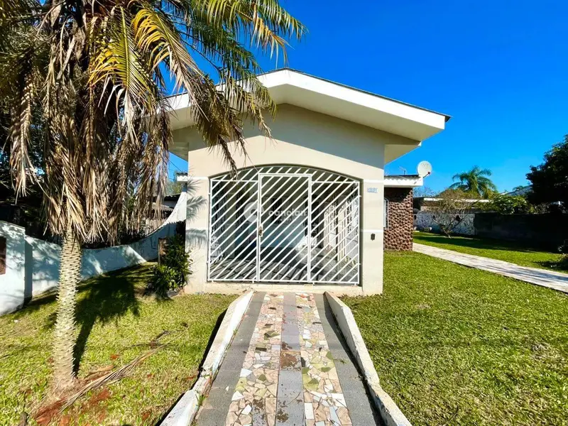 Casa à venda no Pinheiro Machado: 