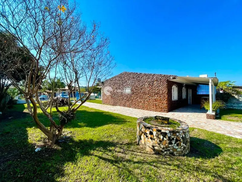 Casa à venda no Pinheiro Machado: 