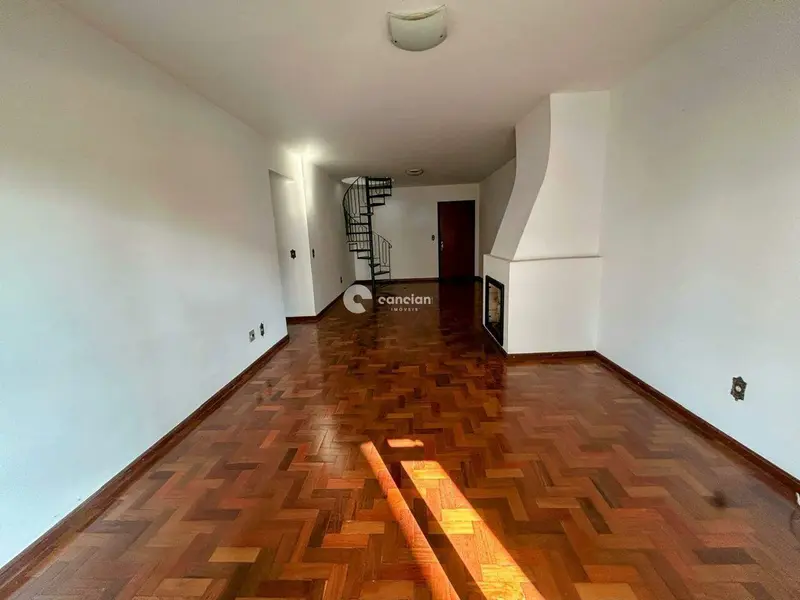 Duplex à venda no Centro: 