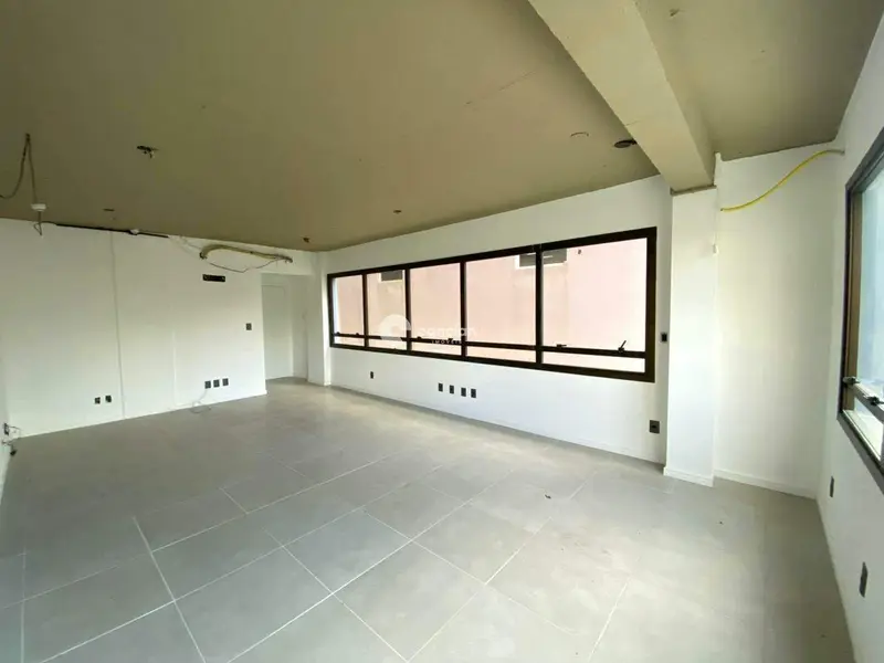 Sala Comercial à venda no Nossa Senhora das Dores: