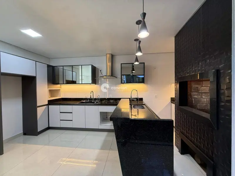 Casa à venda no Pinheiro Machado: 