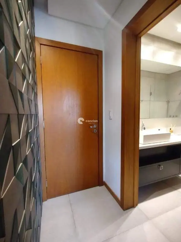 Casa à venda no Tomazetti: hall Suíte