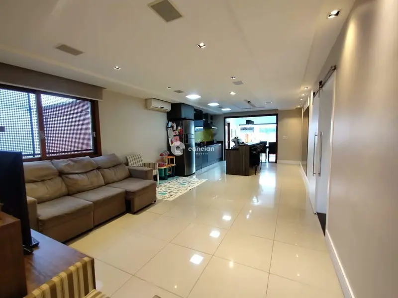 Casa à venda no Tomazetti: Sala de Estar