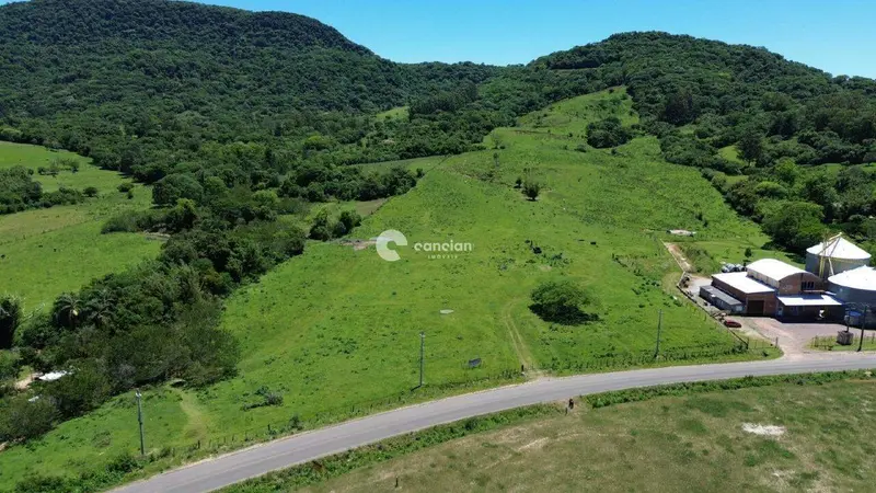 Terreno à venda no Camobi: 
