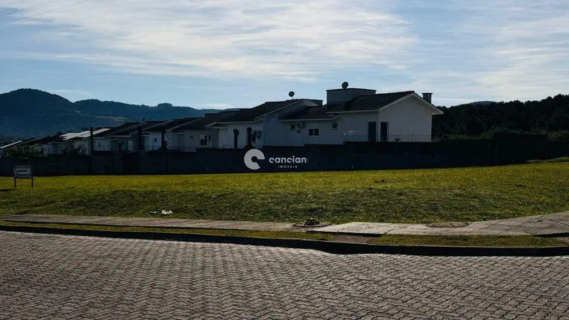 Terreno à venda no São José: 