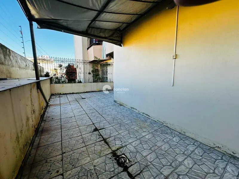 Apartamento à venda no Menino Jesus: 