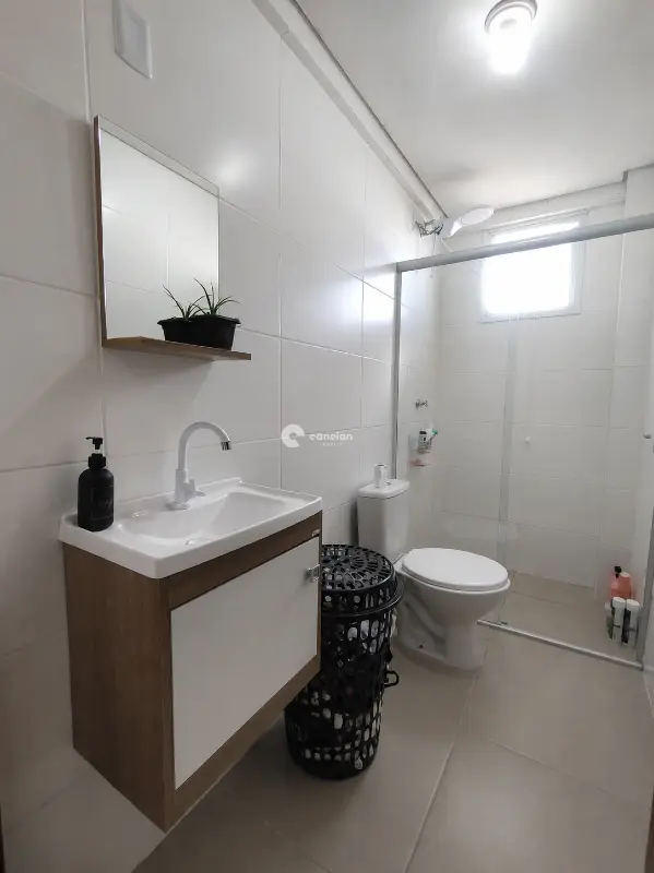 Apartamento à venda no Camobi: Banheiro Social