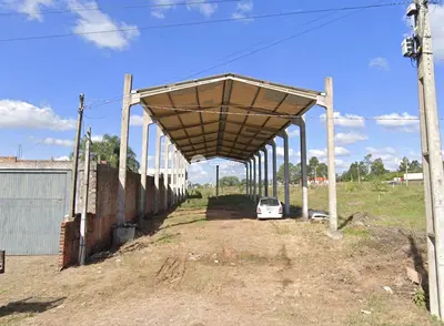 Terreno Comercial à venda no Pé de Plátano: 