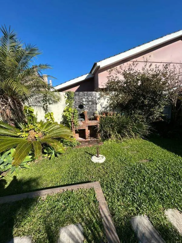 Casa à venda no Camobi: 