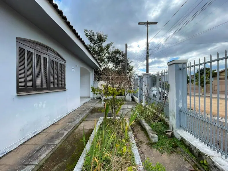 Casa à venda no Dom Antônio Reis: 