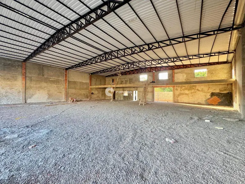 Pavilhão para aluguel no São José: 