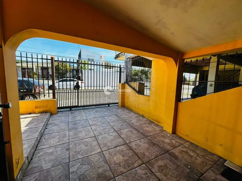 Casa à venda no Tancredo Neves: 