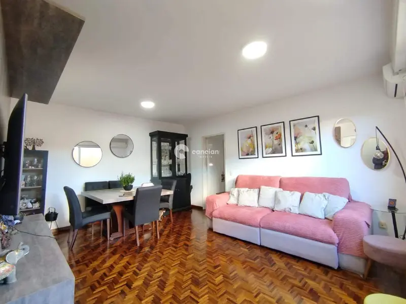 Apartamento à venda no Centro: