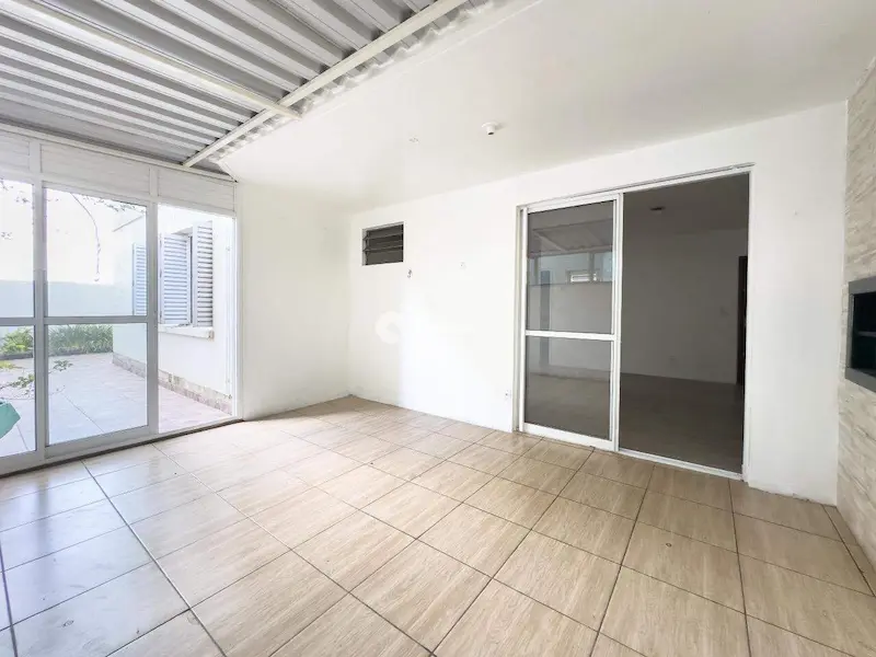 Apartamento à venda no Menino Jesus: 