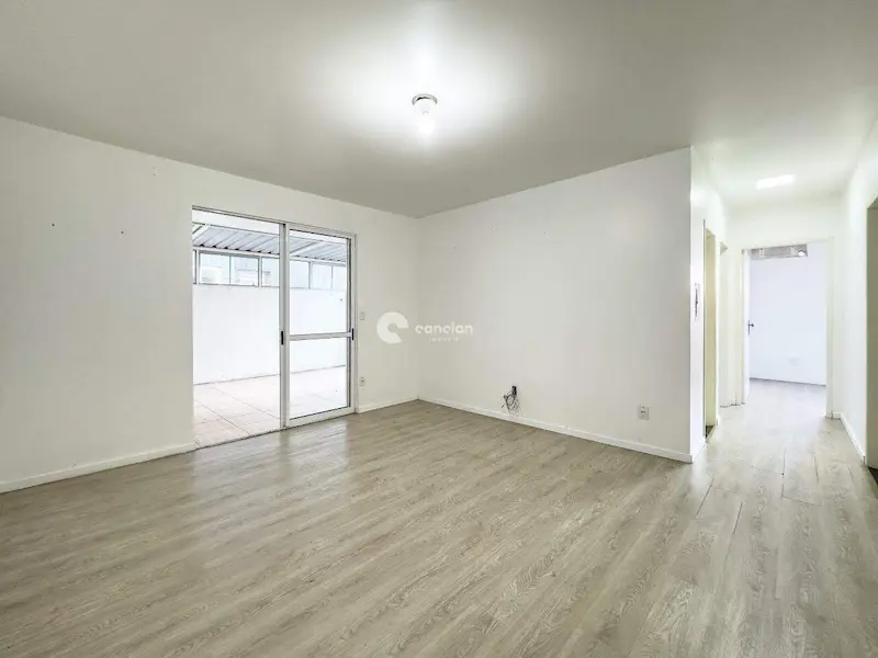 Apartamento à venda no Menino Jesus: 