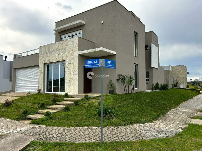 Casa de Condomínio à venda no Camobi: