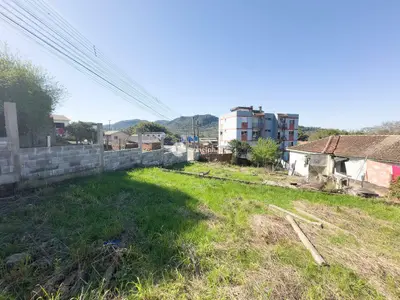 Terreno à venda no Nossa Senhora das Dores: 