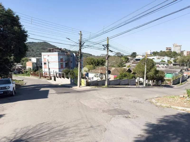 Terreno à venda no Nossa Senhora das Dores: