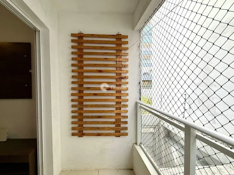 Apartamento à venda no Camobi: Sacada sala