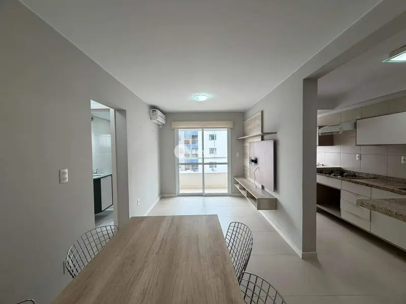 Apartamento para aluguel no Centro: 