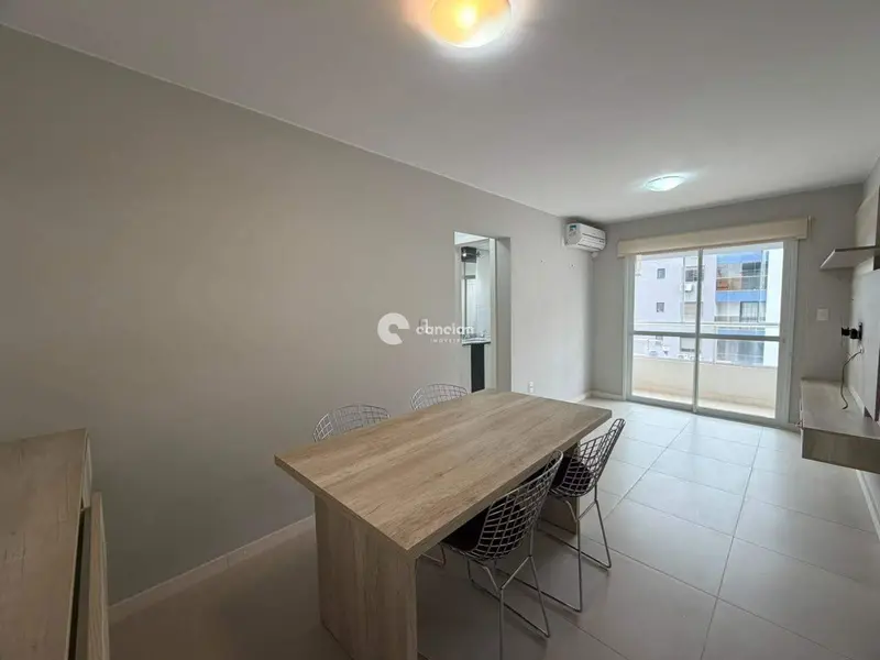Apartamento para aluguel no Centro: 