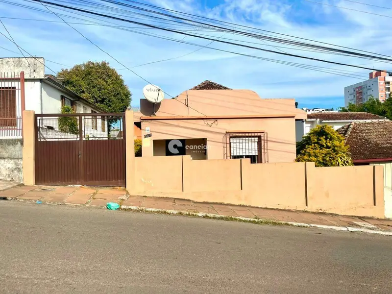 Casa à venda no Centro: