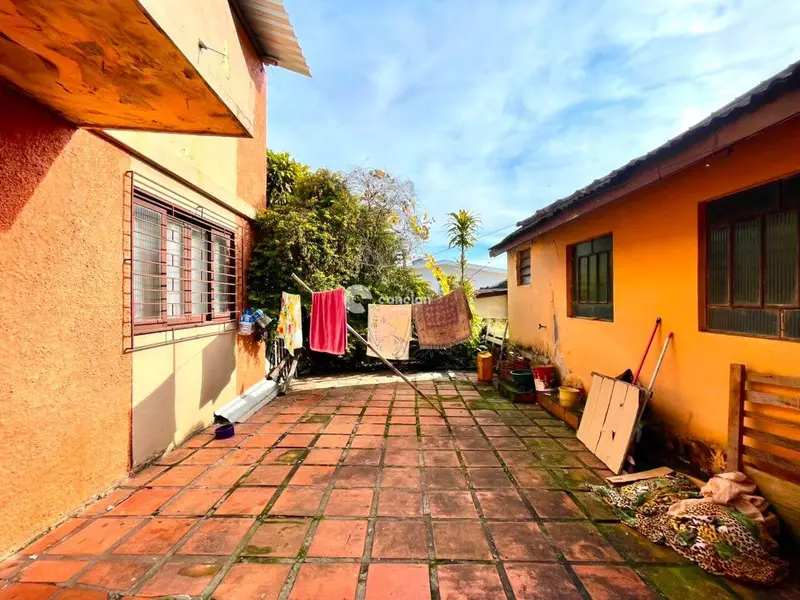 Casa à venda no Centro: