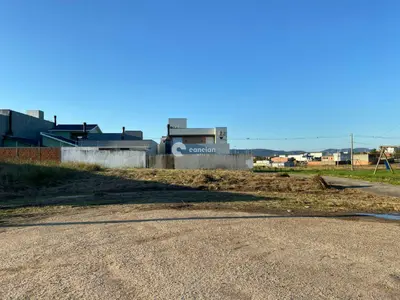 Terreno à venda no Pinheiro Machado: 