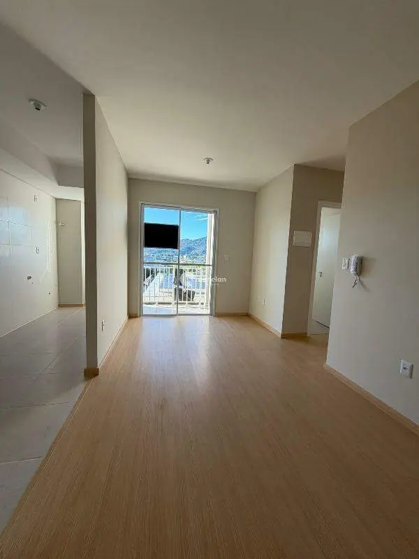 Apartamento para aluguel no Camobi: 